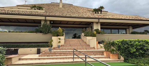 4 Schlafzimmer Doppelhaus in Estepona, Spain, Nr. 55662 6