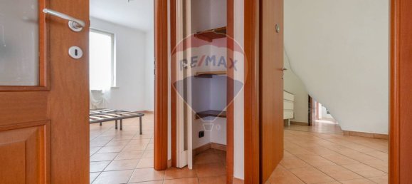 3-Zimmer Wohnung in Besozzo, Italy, Nr. 140209 7