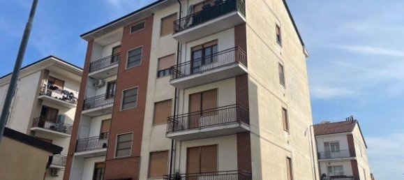 3-Zimmer Wohnung in Carmagnola, Italy, Nr. 107903 8