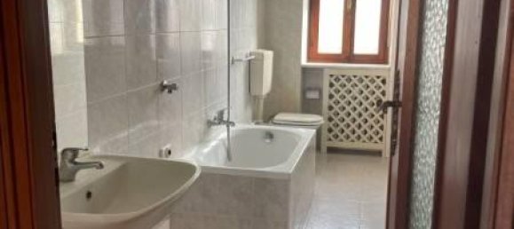 3-Zimmer Wohnung in Carmagnola, Italy, Nr. 107903 5