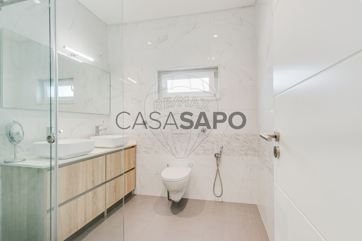 2 bedrooms Apartment in Loures, Portugal No. 231208