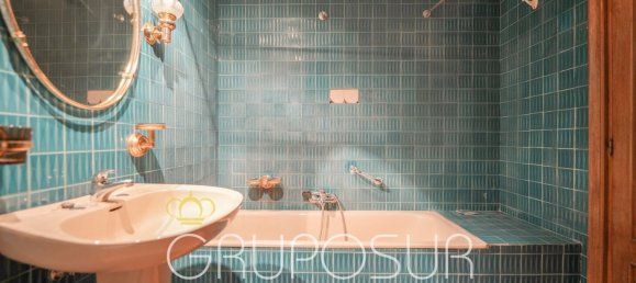 Apartamento de 4 dormitorios en Valladolid, Spain No. 96179 33