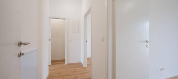 3 rooms Apartment in Favoriten, Austria No. 203148 5