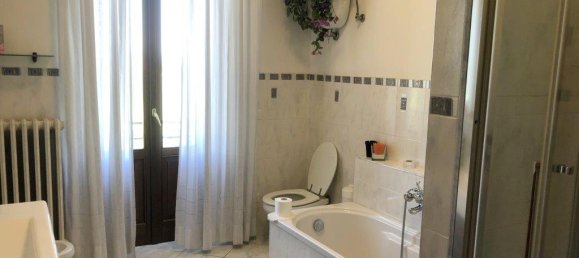 4 Schlafzimmer Haus in Castiglione del Lago, Italy, Nr. 64440 8