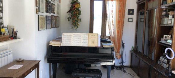 4 Schlafzimmer Haus in Castiglione del Lago, Italy, Nr. 64440 11