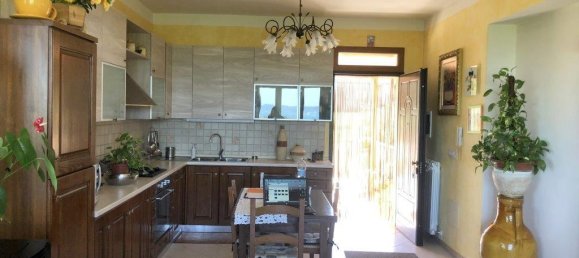 4 Schlafzimmer Haus in Castiglione del Lago, Italy, Nr. 64440 6