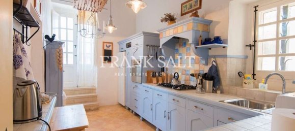 4 bedrooms House in Wardija, Malta No. 3222 4