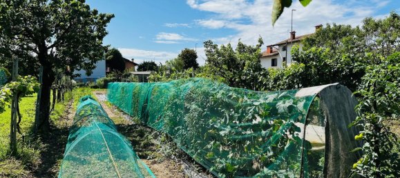 Земельный участок 1400м² в Удине, Италия № 285258 3