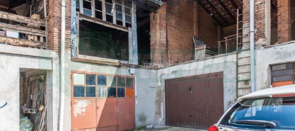 Apartamento de 5 divisões em Gorla Minore, Italy N.º 17998 9