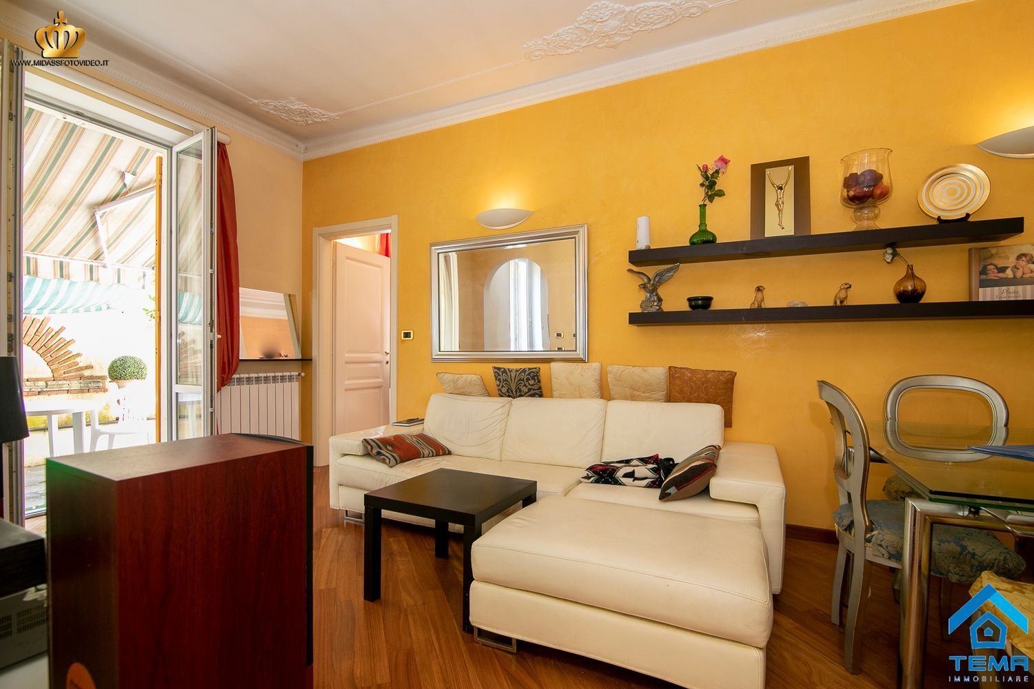 4 Schlafzimmer Wohnung in Genoa, Italy, Nr. 376400