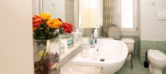 4 Schlafzimmer Wohnung in Genoa, Italy, Nr. 376400 11