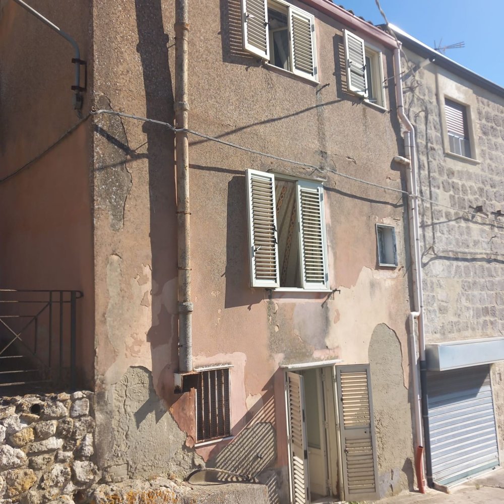 3 rooms House in Mussomeli, Italy No. 286663