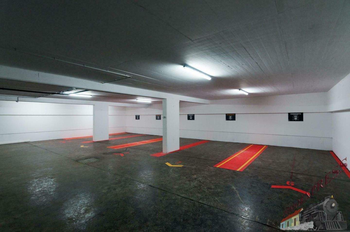  Garage in Margareten, Austria No. 246930