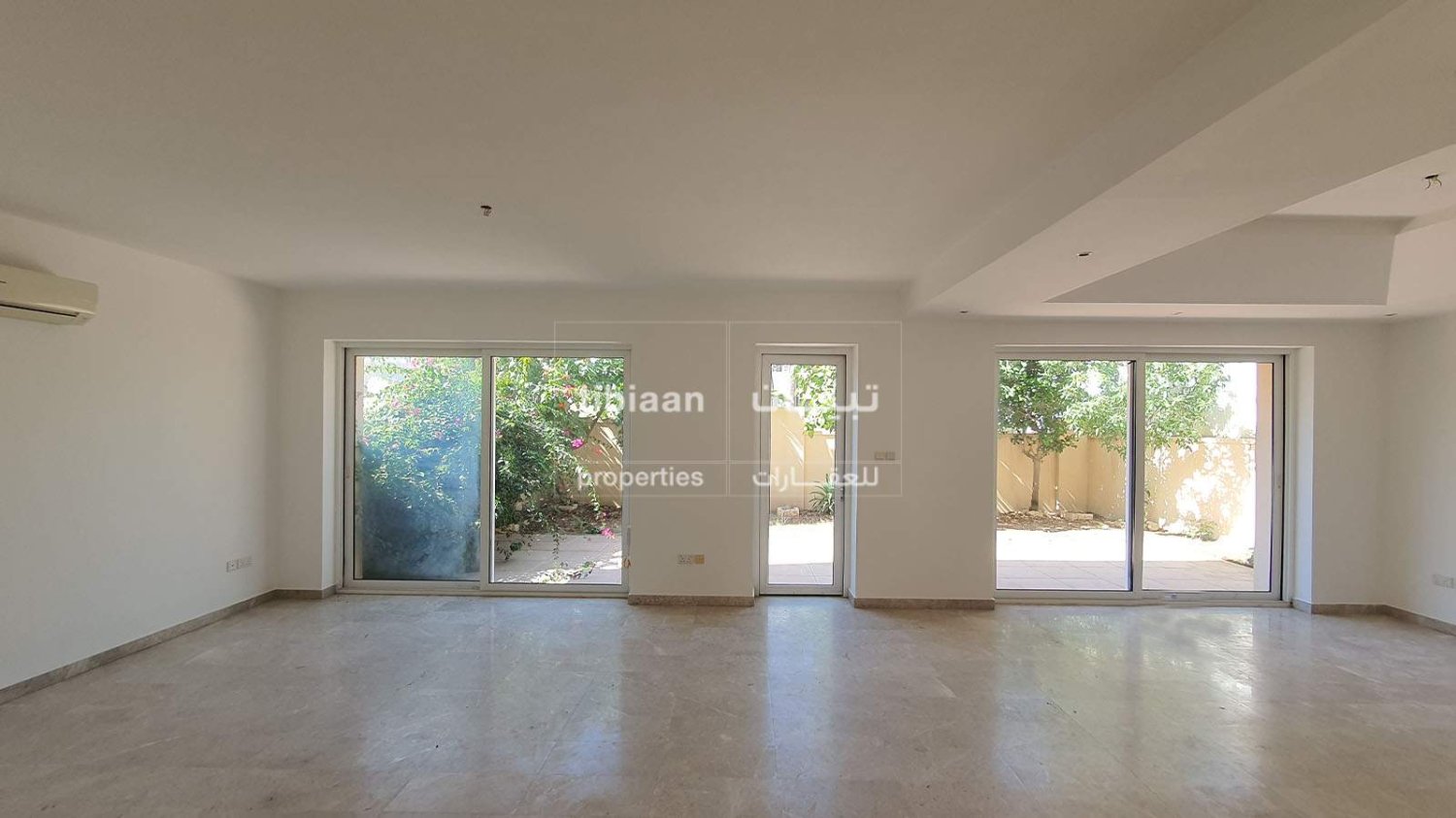 4 Schlafzimmer Doppelhaus in Muscat, Oman, Nr. 552