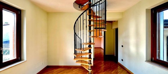 2 bedrooms House in Dello, Italy No. 263538 9