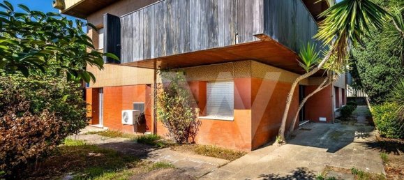 10 bedrooms House in Porto, Portugal No. 33549 2