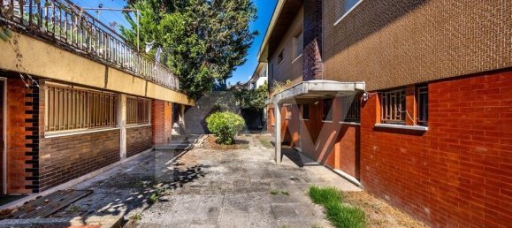 10 bedrooms House in Porto, Portugal No. 33549 21