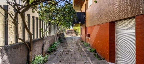 10 bedrooms House in Porto, Portugal No. 33549 3