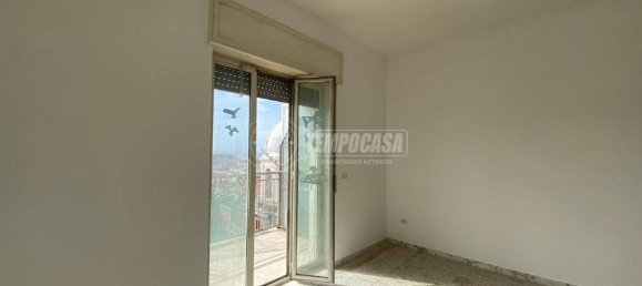 Apartamento de 2 dormitorios en Naples, Italy No. 99709 4