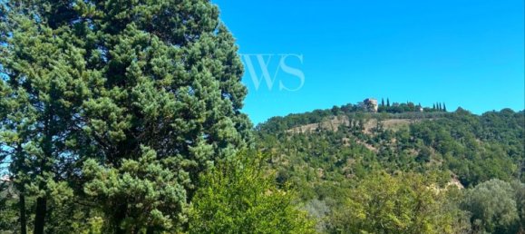 8 bedrooms House in Todi, Italy No. 379412 2