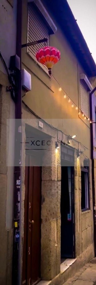 134m² Building in Porto, Portugal No. 277309