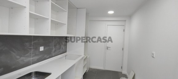 3 Schlafzimmer Wohnung in Odivelas, Portugal, Nr. 161417 6
