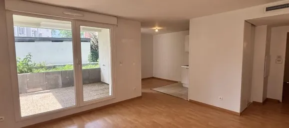 2 chambres Appartement à Grenoble, France No. 296295 8