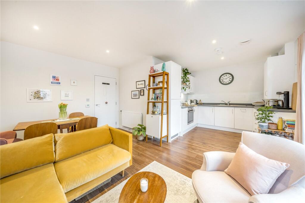 1 bedroom Apartment in London, United Kingdom No. 12962