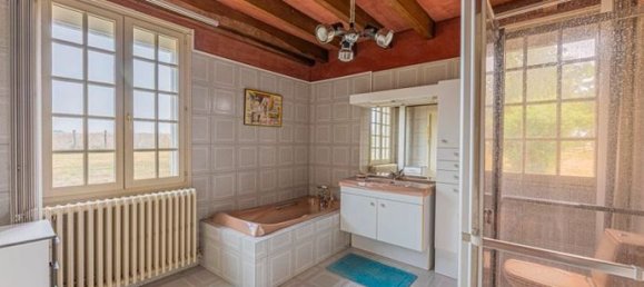 2 bedrooms House in Montrouveau, France No. 315770 5