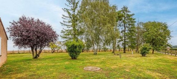 2 bedrooms House in Montrouveau, France No. 315770 6