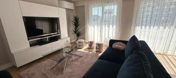 5 bedrooms Apartment in Chateauroux, France No. 211224 3