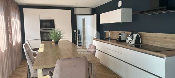 5 bedrooms Apartment in Chateauroux, France No. 211224 2