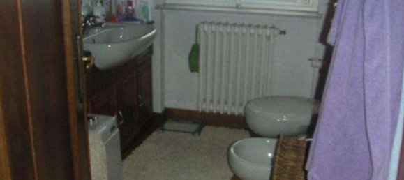 4-Zimmer Haus in Gazzada Schianno, Italy, Nr. 15395 11