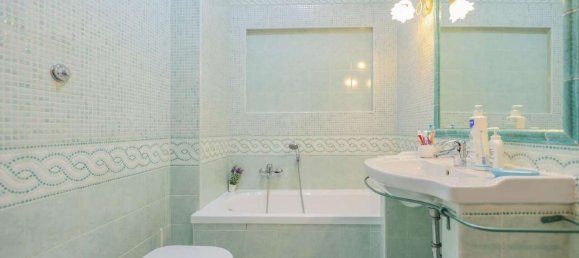 3 rooms Apartment in Rome, Italy No. 148168 13