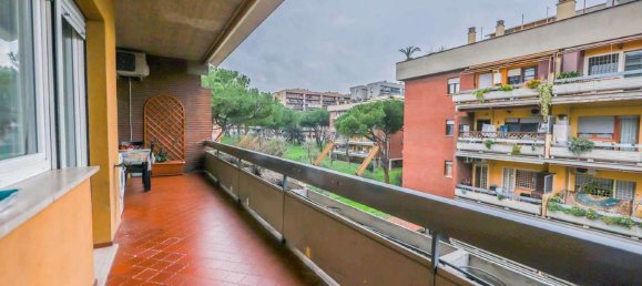 3 rooms Apartment in Rome, Italy No. 148168 7