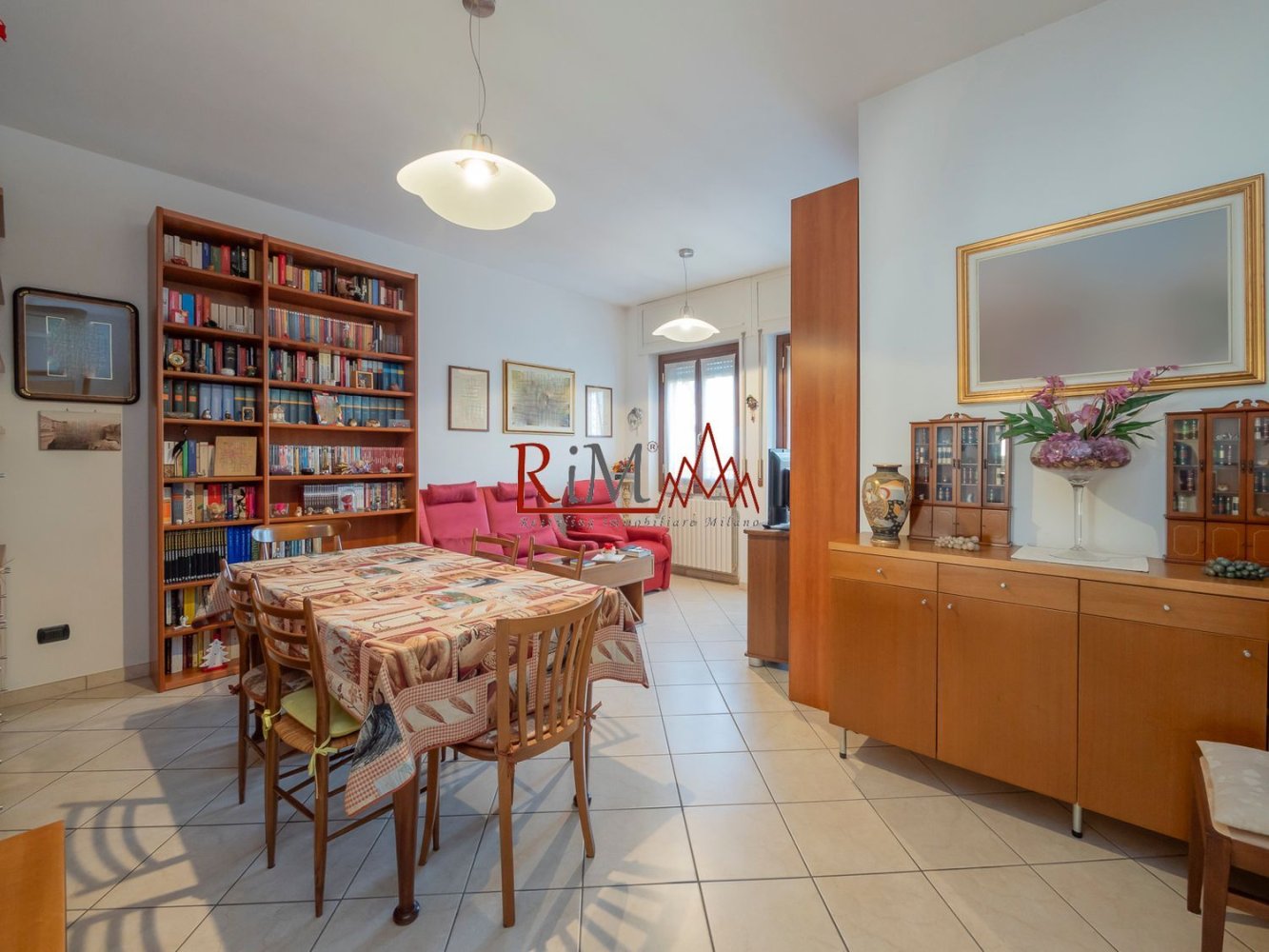 3 rooms Apartment in Milan, Italy No. 240690