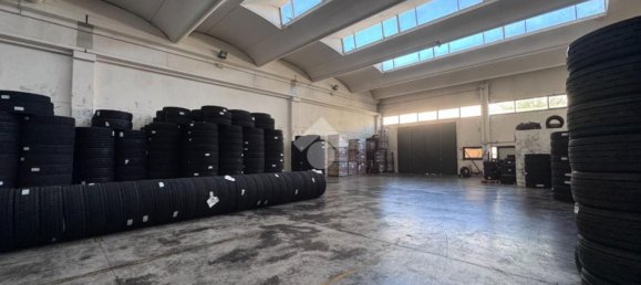 Entrepôt à Thiene, Italy 705m² No. 342484 4