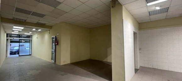 Propiedad comercial de 1 habitación en Florence, Italy No. 40001 4