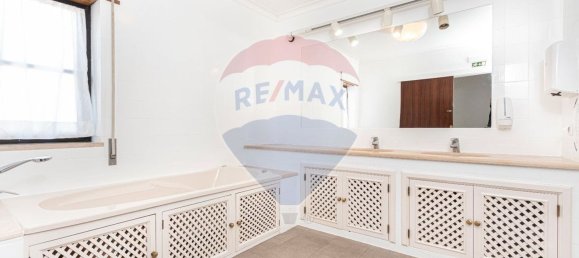 8 bedrooms House in Vila Franca de Xira, Portugal No. 31369 13