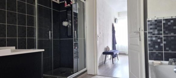 3 bedrooms House in La Chapelle-d'Armentieres, France No. 316109 12