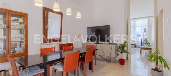 4 bedrooms Villa in Venice, Italy No. 131597 11