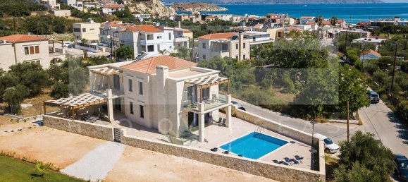 5 غرف نوم فيلا في Chania, Greece رقم 355 2