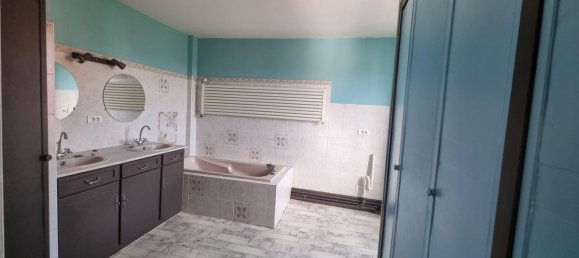 3 chambres Maison de ville à Saint-Bonnet-près-Riom, France No. 50690 12