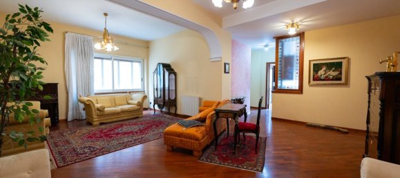 Apartamento de 7 habitaciónes en Ragusa, Italy No. 35130 2