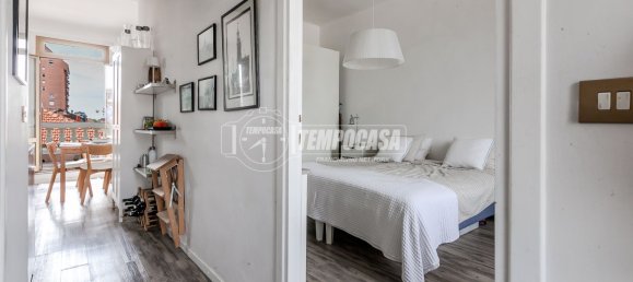 2 rooms Apartment in Milan, Italy No. 258154 2