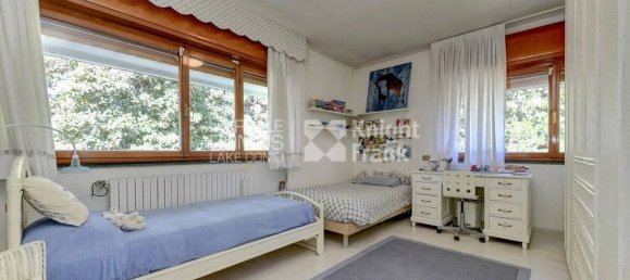 7 غرف نوم فيلا في San Fermo della Battaglia, Italy رقم 56620 45