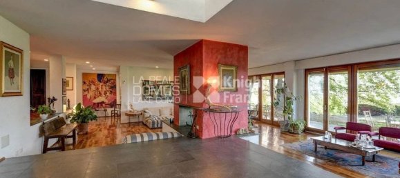 7 غرف نوم فيلا في San Fermo della Battaglia, Italy رقم 56620 13