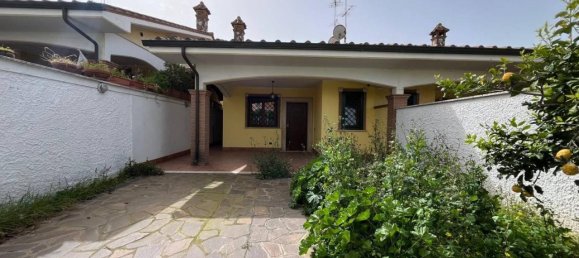 3 rooms Villa in Ardea, Italy No. 25512 2