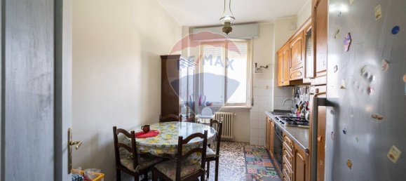 2 rooms Apartment in Langhirano, Italy No. 97213 9