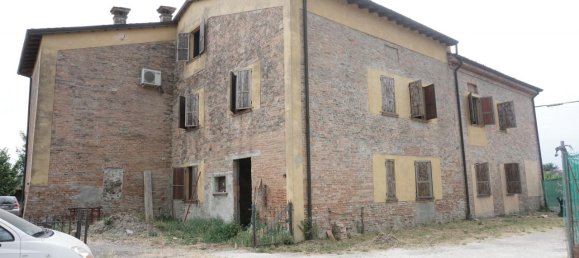 3 rooms Apartment in Parma, Italy No. 235406 4
